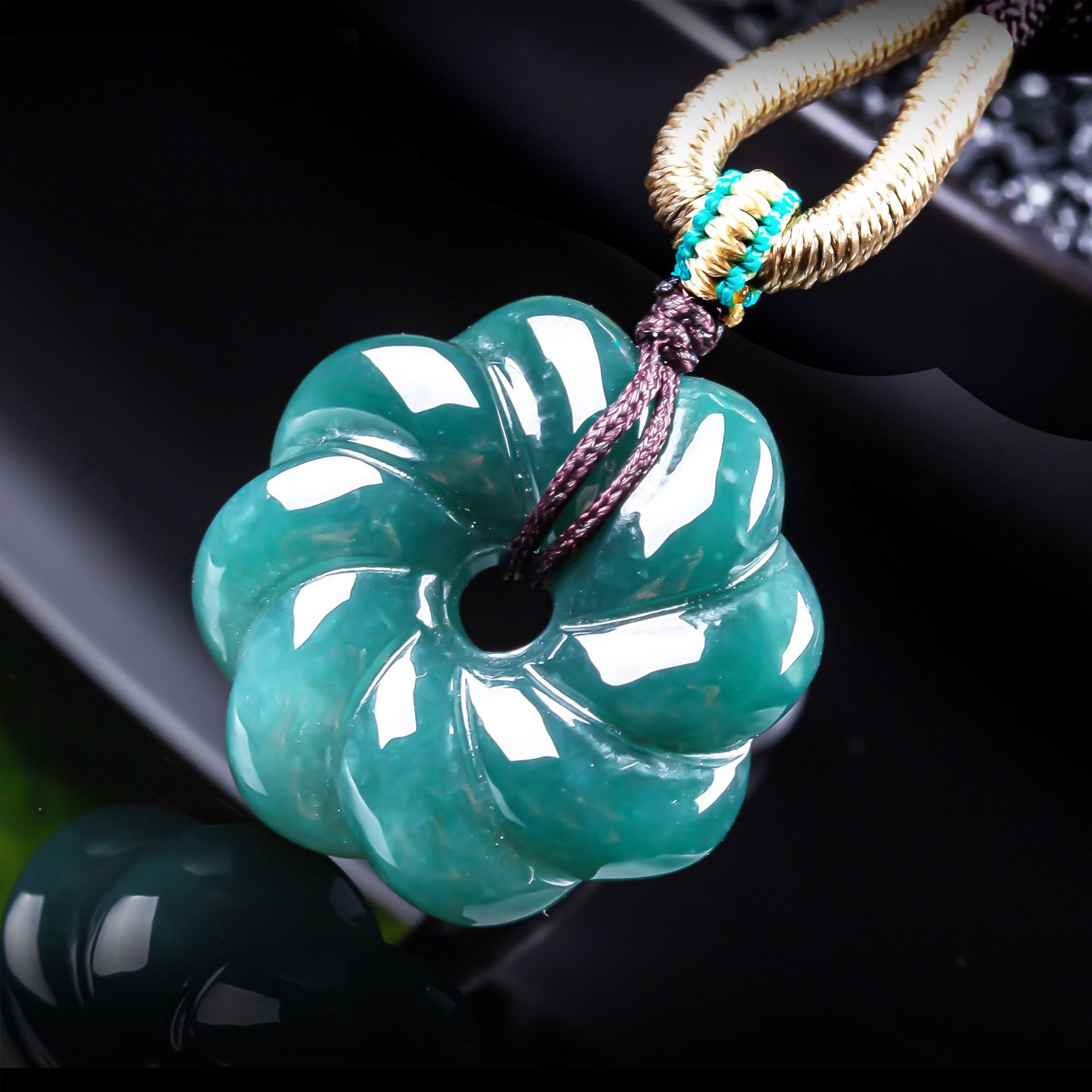 Jewelry & Watches Sp Z Oo Ul Frezerów 3 - Natural Burmese Jadeite Flower Pendant Necklace