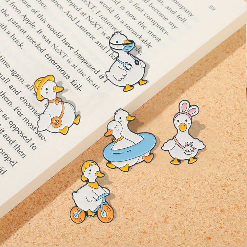 Pin Custom Goose Duck Shopping - đánh giá và giá Shop Jewelry & Watches Near Me